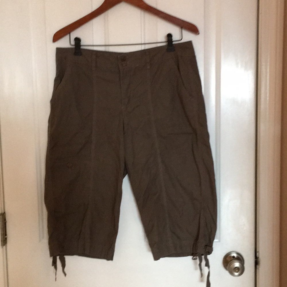 Bandolino crop pants